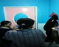 NGINTIP MANDI MAHASISWI DIKOSAN