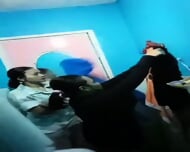 NGINTIP MANDI MAHASISWI DIKOSAN (2)